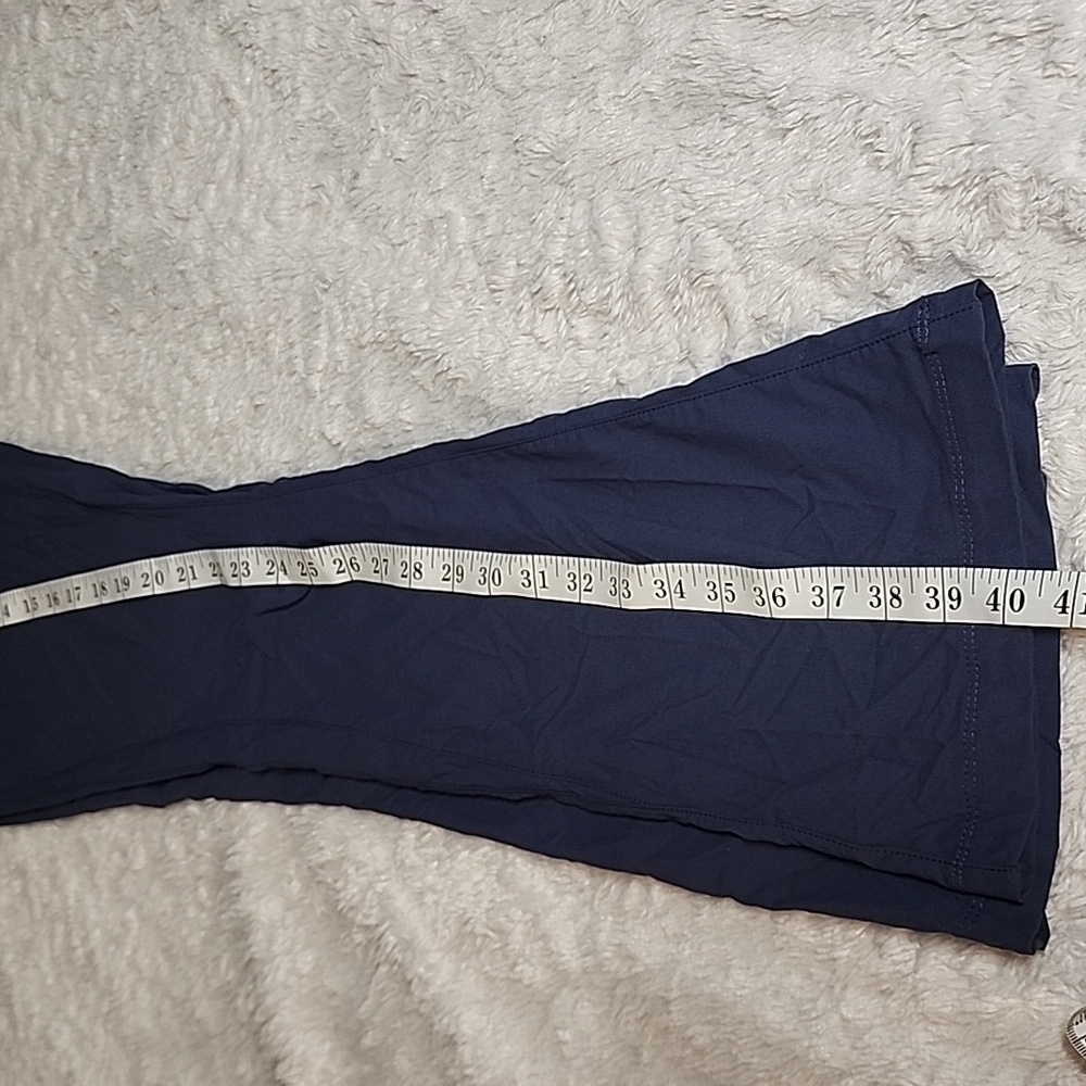 Columbia Women's Dark Blue Straight Leg Pants - Picture 11 of 12